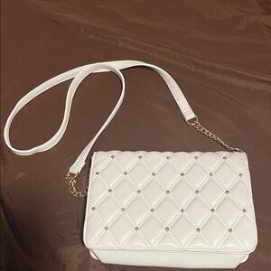 Elegant White Quilted Women's Bag